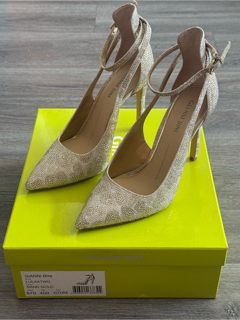 Gianni Bini heels